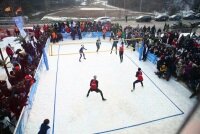 На Олимпиаде в Пхёнчхане прошла презентация волейбола на снегу.